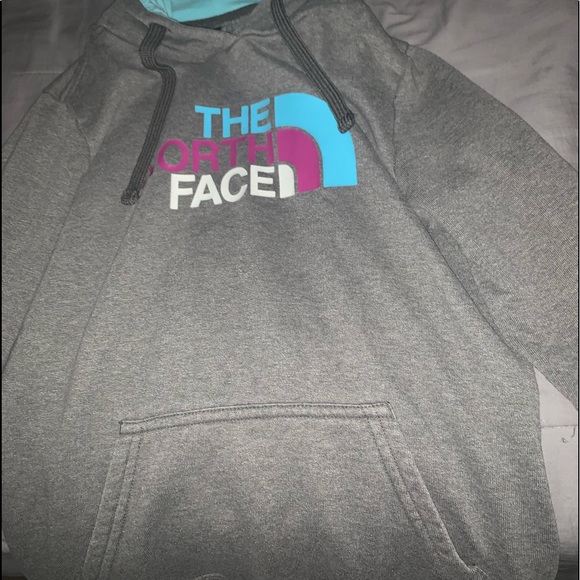 North face hoodie!! - Picture 2 of 4